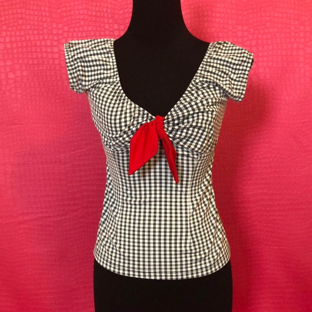 Gingham Blouse with Red Tie Detail 🌸
